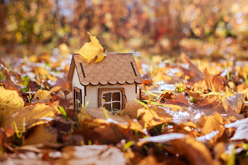 The Holiday Season is the Worst Time to Sell a House